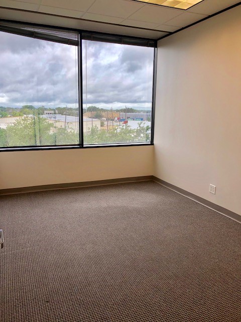 6671 Southwest Freeway - 1450x300C-sm