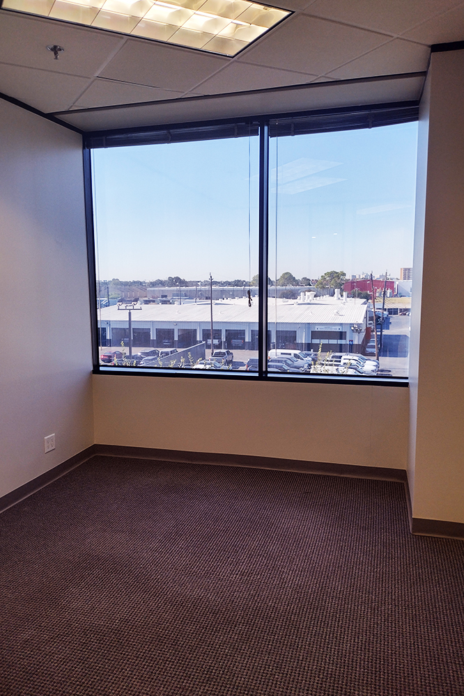 6671 Southwest Freeway - 1450x300I-sm