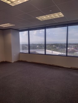6671 Southwest Freeway - 1450x436-sm