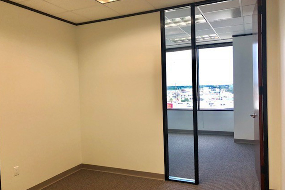 6671 Southwest Freeway - 1450x626-sm