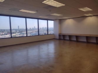 6671 Southwest Freeway - 1450x800A-sm