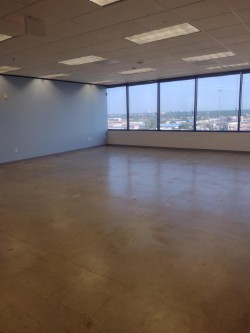 6671 Southwest Freeway - 1450x800A-sm