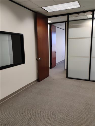 6671 Southwest Freeway - 1450x820-sm