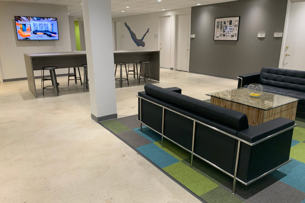 4-UI320x1451.jpg