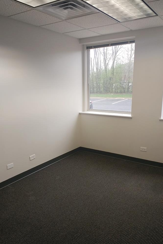 property with office space for rent at 1628, 2100 Manchester, Wheaton, IL 60187, USA
