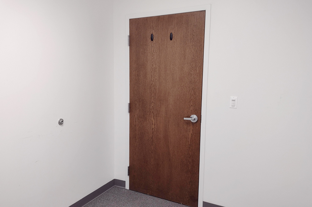 property with office space for rent at 400-F, 2100 Manchester, Wheaton, IL 60187, USA