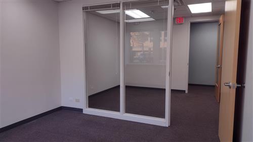 property with office space for rent at 906, 2100 Manchester, Wheaton, IL 60187, USA