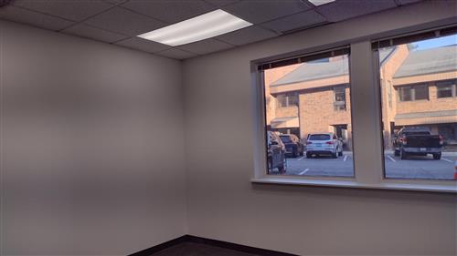 property with office space for rent at 906, 2100 Manchester, Wheaton, IL 60187, USA