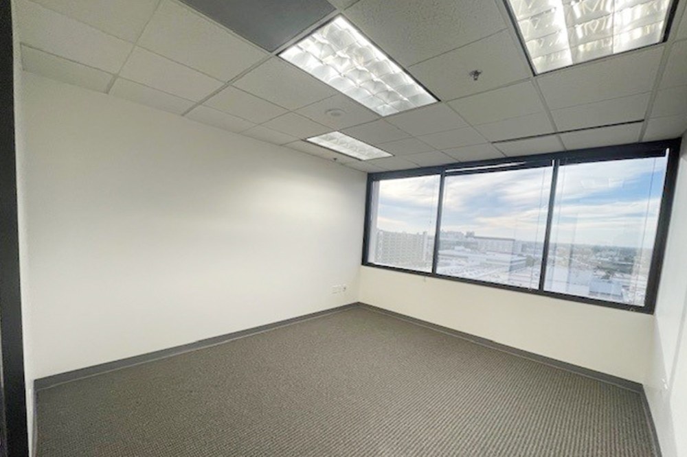 1-UI0980Dx1465.jpg