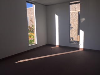 6-UIB220x148.jpg