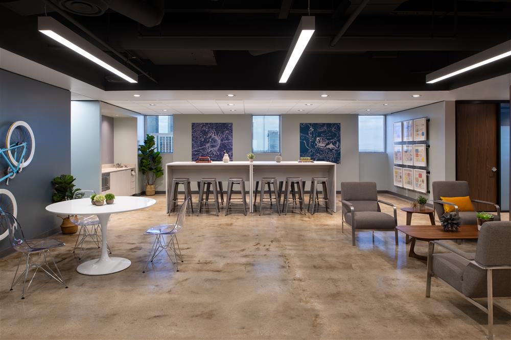 property with office space for rent at 2000 Crawford, Houston, TX 77002, USA