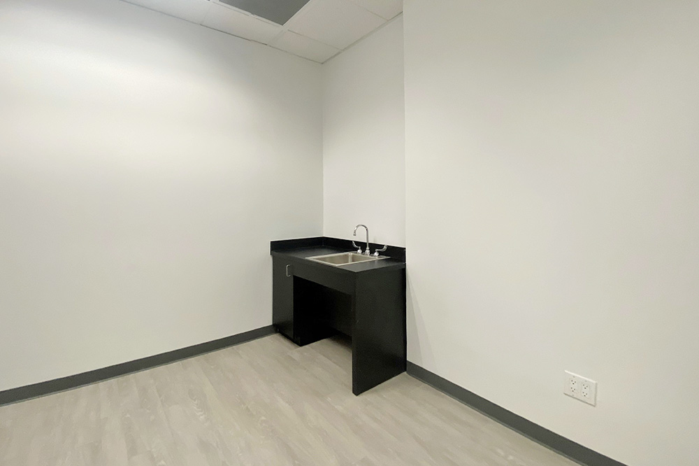 2000 Crawford St - 1566x0107-sm