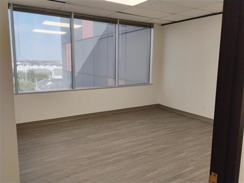 property with office space for rent at 625, 3033 Chimney Rock, Houston, TX 77056, USA