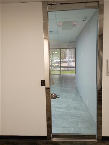 1001 West Loop South - 1673x104.01-sm