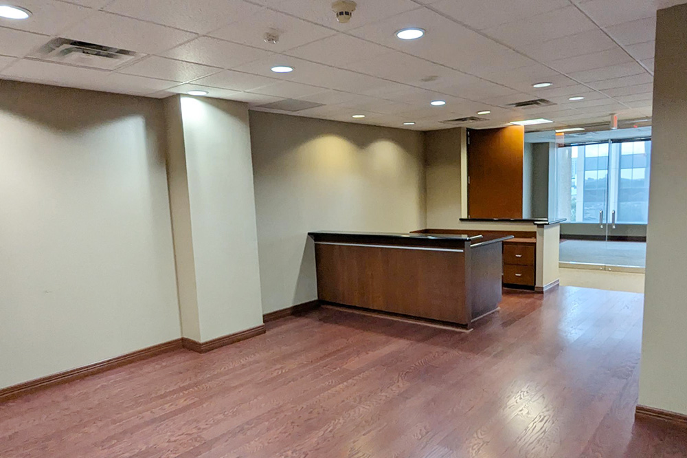 13601 Preston Rd - 168xE0250-sm