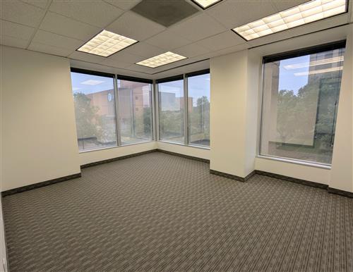 13601 Preston Rd - 168xE0250-sm