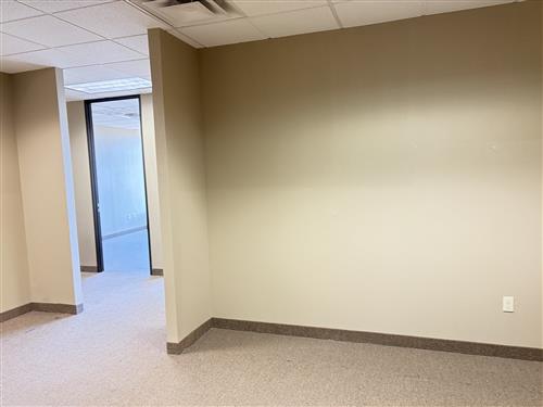 13601 Preston Rd - 168xE0515-sm