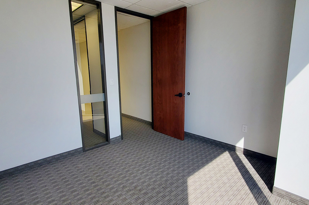 13601 Preston Rd - 168xE0800.01-sm