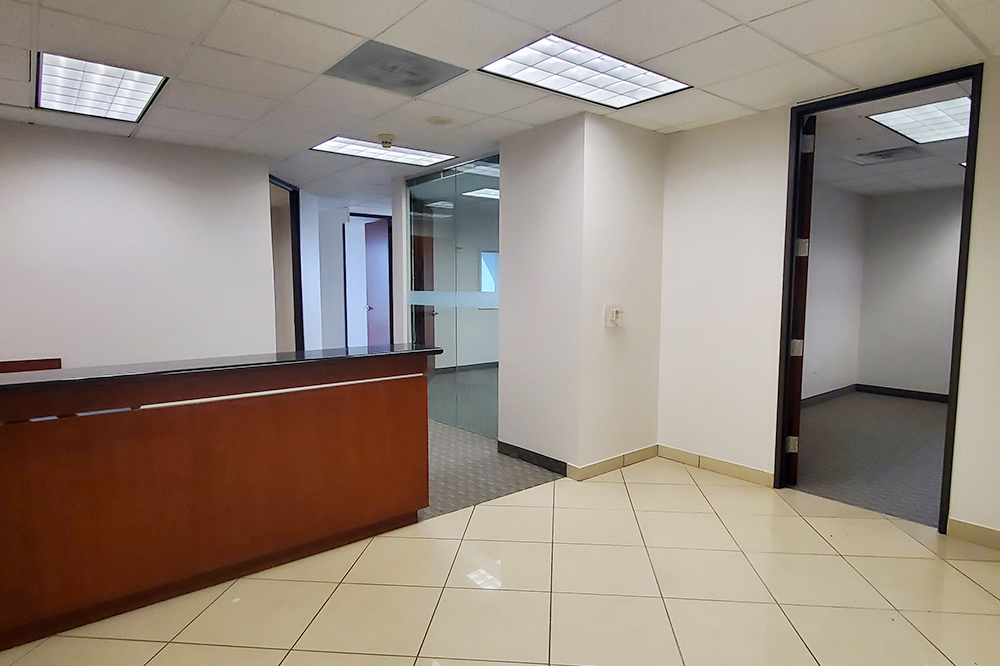 13601 Preston Rd - 168xE0800.01-sm