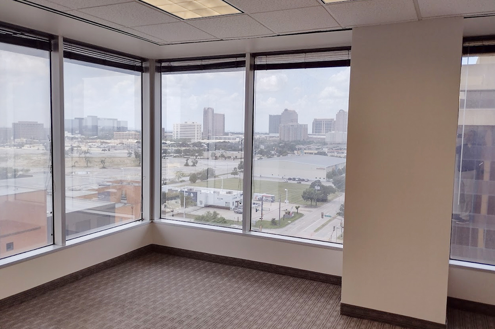 13601 Preston Rd - 168xE0950-sm