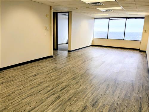 13601 Preston Rd - 168xE1090-sm