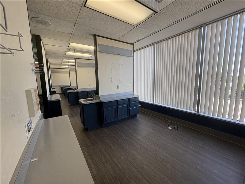 13601 Preston Rd - 168xW0309-sm