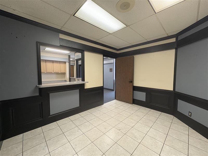 13601 Preston Rd - 168xW0309-sm