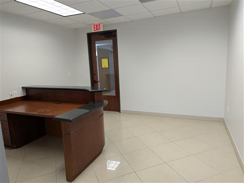13601 Preston Rd - 168xW0425-sm