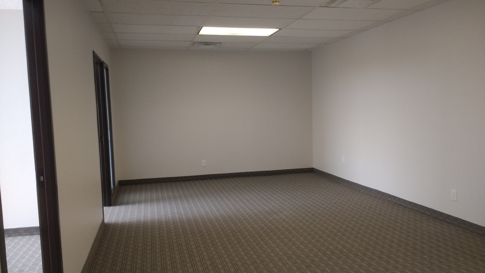 13601 Preston Rd - 168xW0460-sm