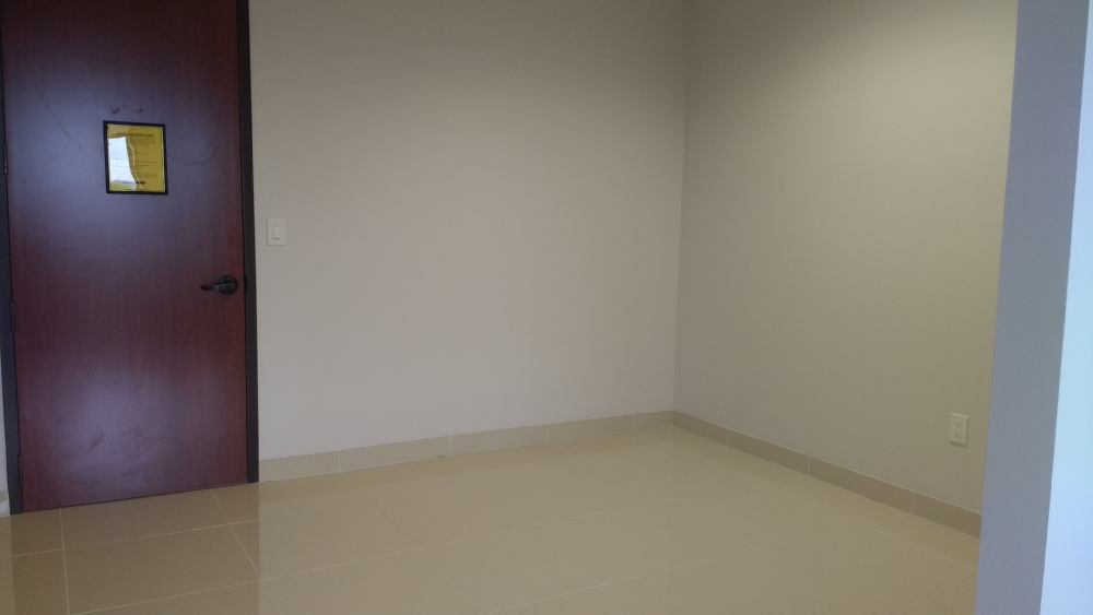 13601 Preston Rd - 168xW0503-sm