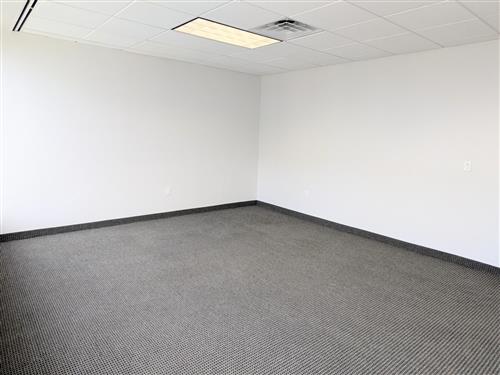 13601 Preston Rd - 168xW0706-sm