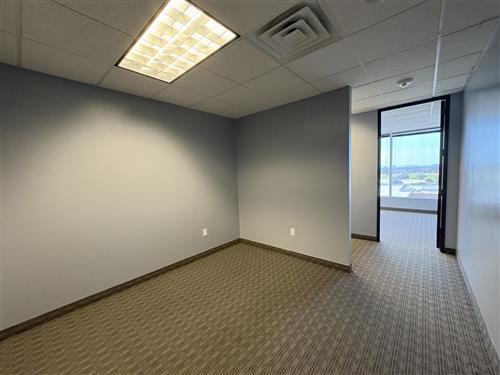 13601 Preston Rd - 168xW0720-sm