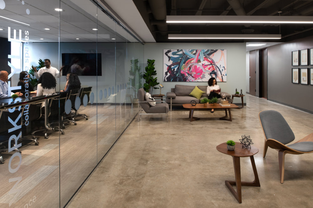 1-67200-77002-Office-2000-int-ws-16th-conf-lounge-01.jpg