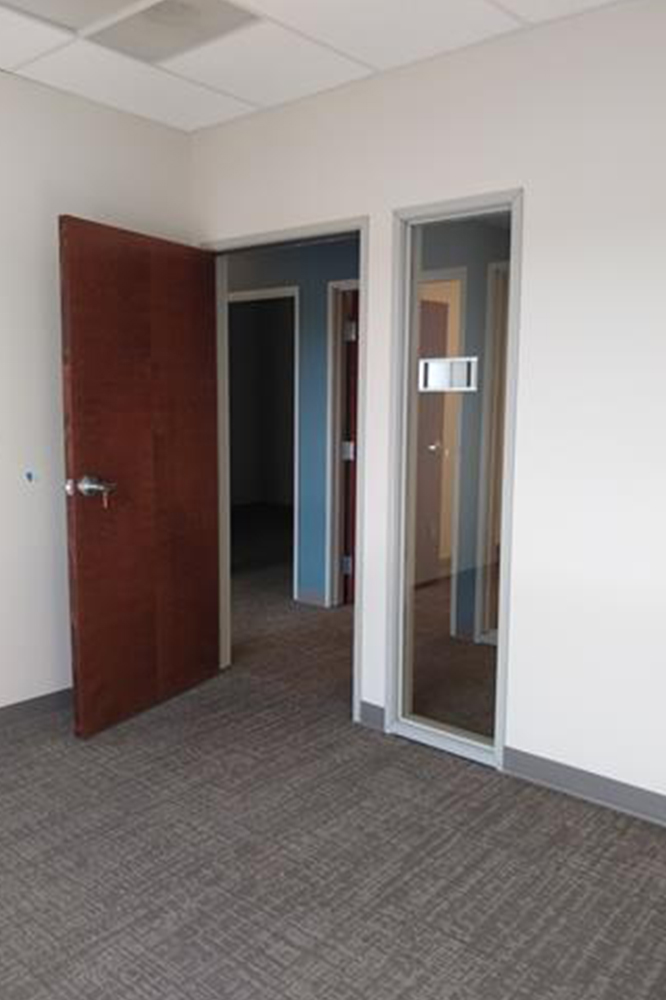 6-UI250.WSx1690.jpg
