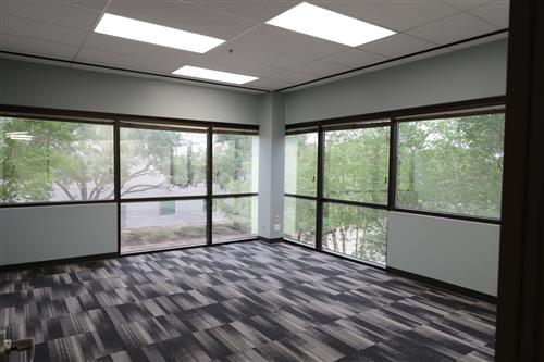 4-UI200x1762.jpg