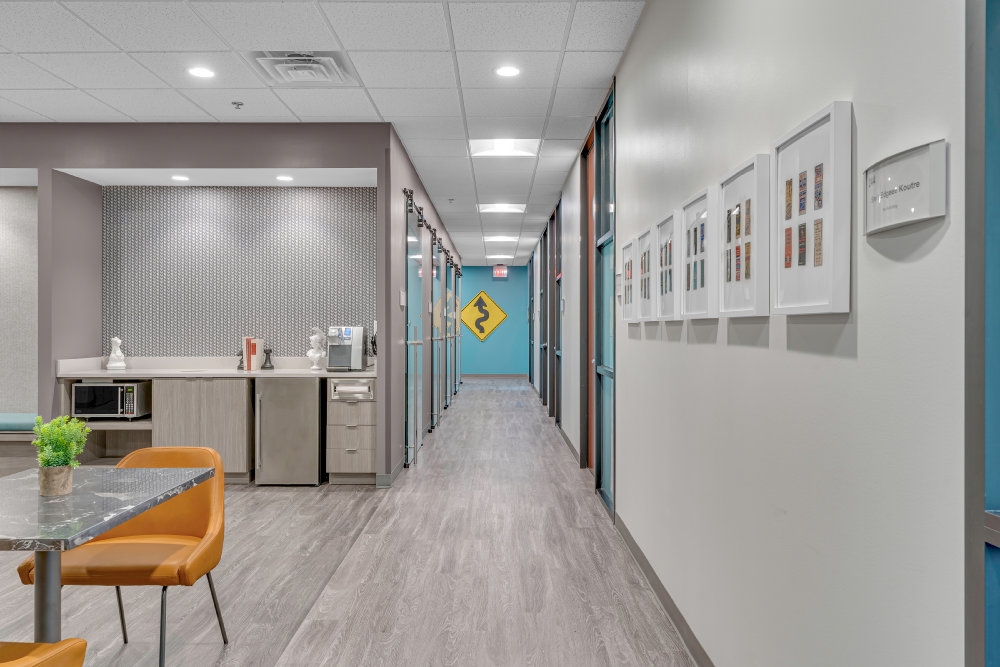 4-UI308x1774.jpg