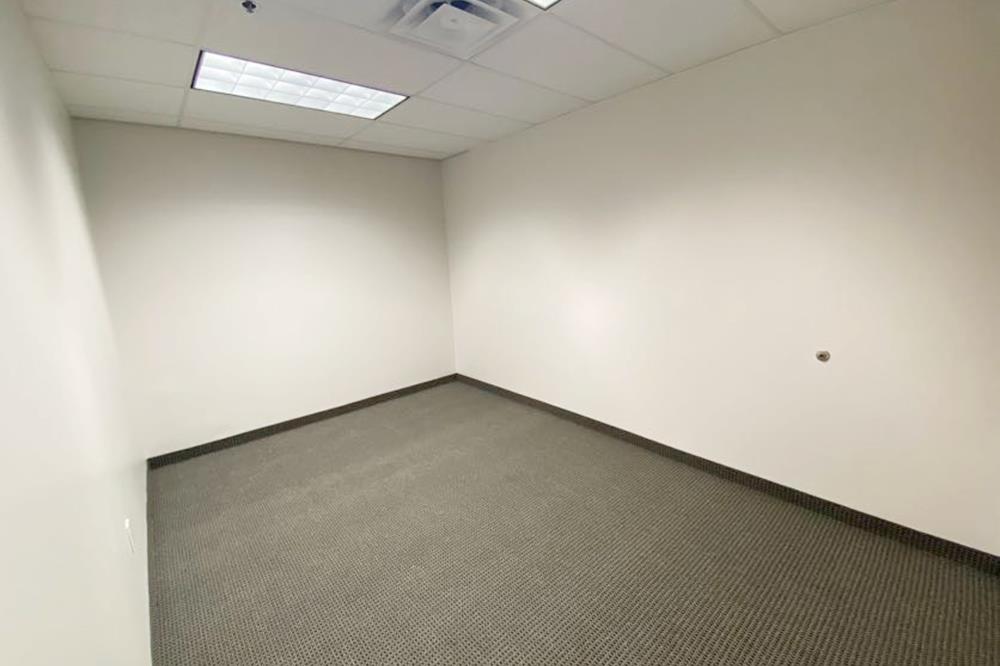 property with office space for rent at 14120, 1910 Pacific Ave, Dallas, TX 75201, USA