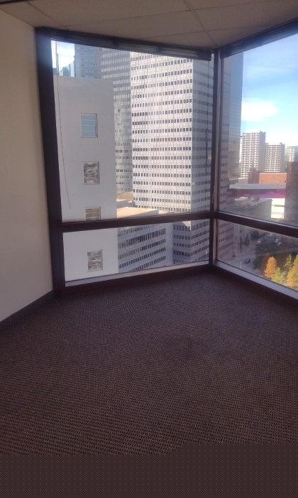 property with office space for rent at 14200, 1910 Pacific Ave, Dallas, TX 75201, USA