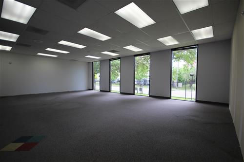 1-UI125Sx18.jpg