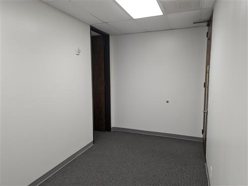 6201 Bonhomme Road - 18x187N-sm
