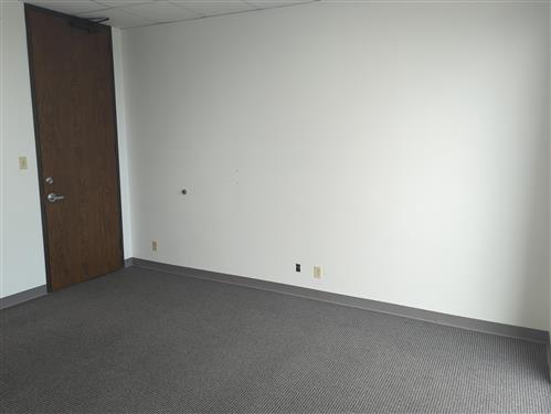6201 Bonhomme Road - 18x206N-sm
