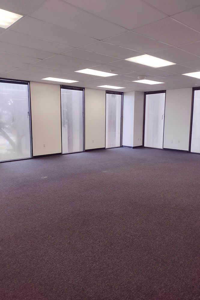 6201 Bonhomme Road - 18x250S-sm