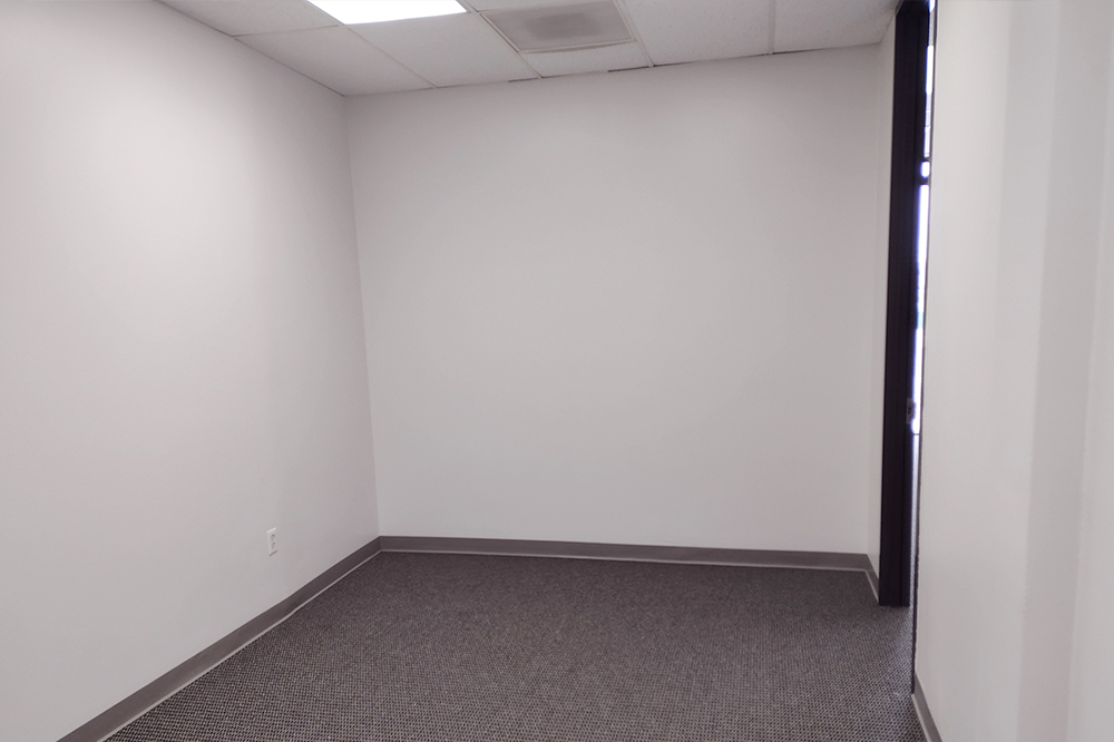 1-UI285Nx18.jpg