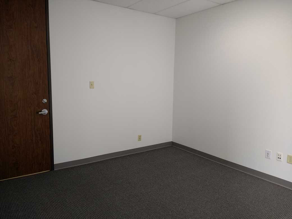 6201 Bonhomme Road - 18x290N-K-sm