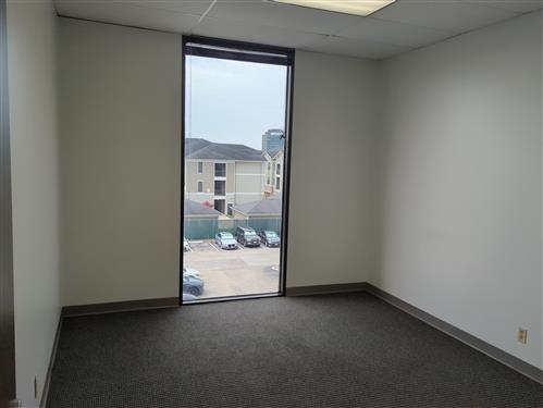 6201 Bonhomme Road - 18x304N-sm