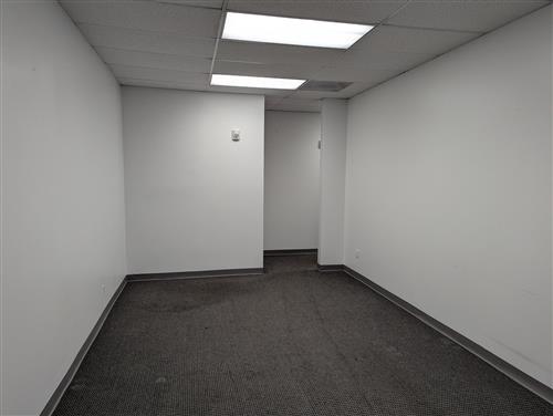 6201 Bonhomme Road - 18x306N-sm