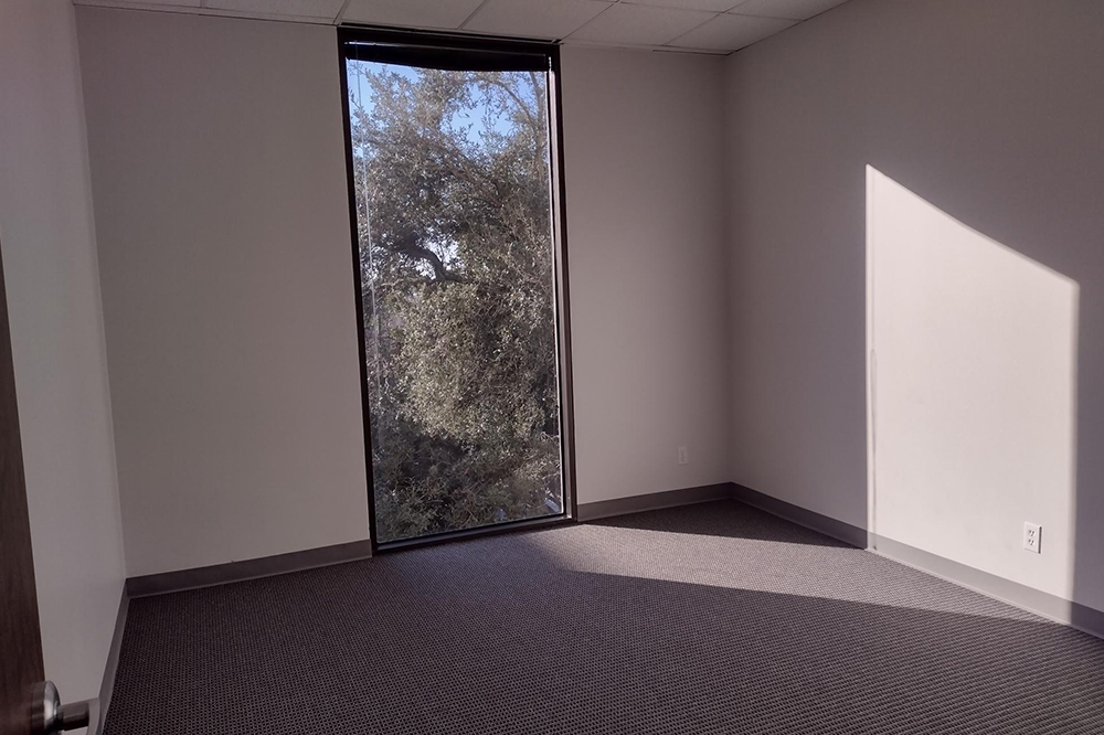 6201 Bonhomme Road - 18x330N.01-sm