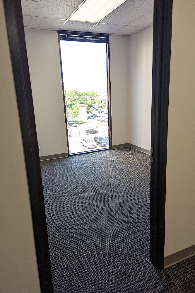 6201 Bonhomme Road - 18x330N-sm