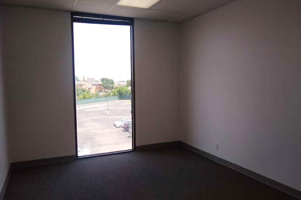 6201 Bonhomme Road - 18x365N-F-sm