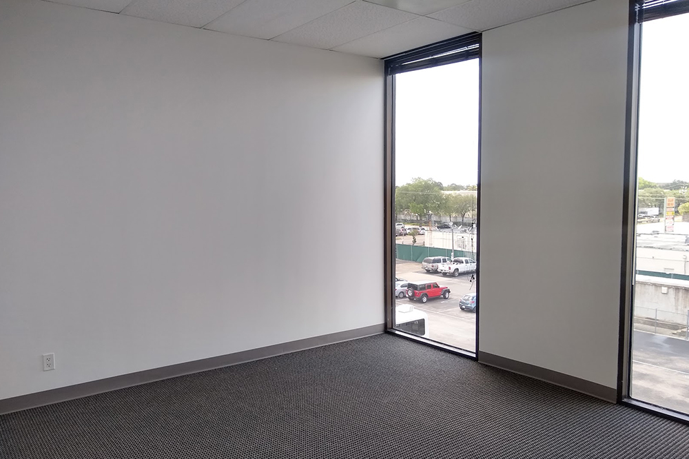 6201 Bonhomme Road - 18x365N.01-sm